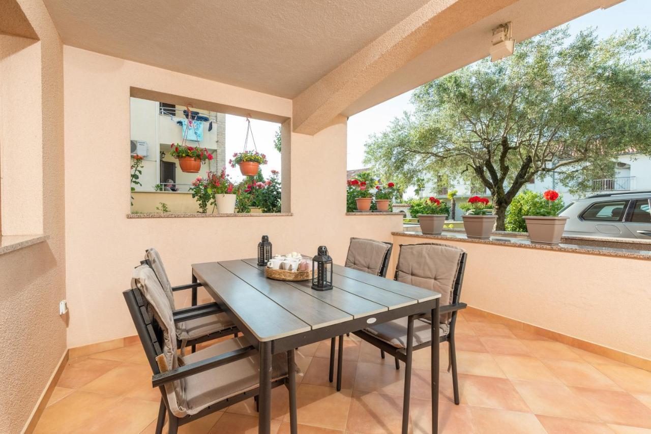 Apartments Villa Ana Porec Esterno foto
