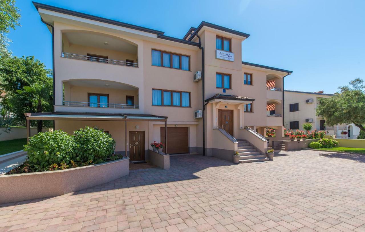 Apartments Villa Ana Porec Esterno foto